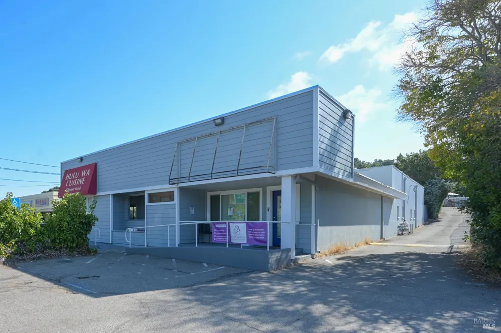 4162 Redwood Highway San Rafael, CA 94903
