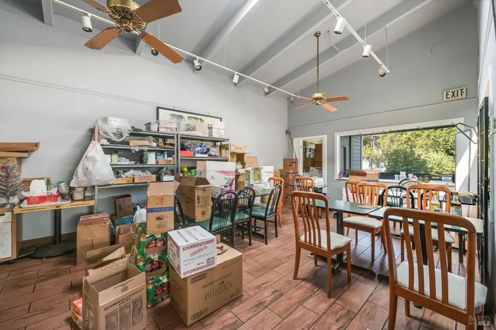 4162 Redwood Highway San Rafael, CA 94903