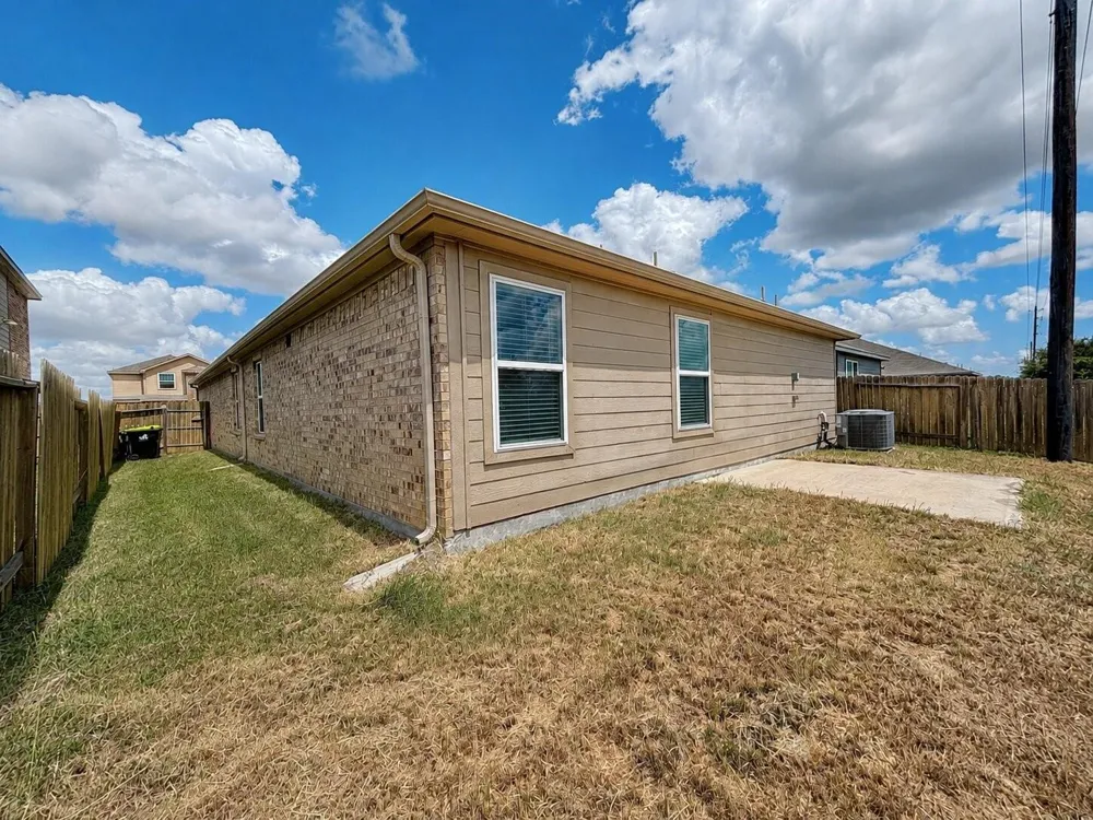 7942 Vacek Meadows Loop Richmond, TX 77469