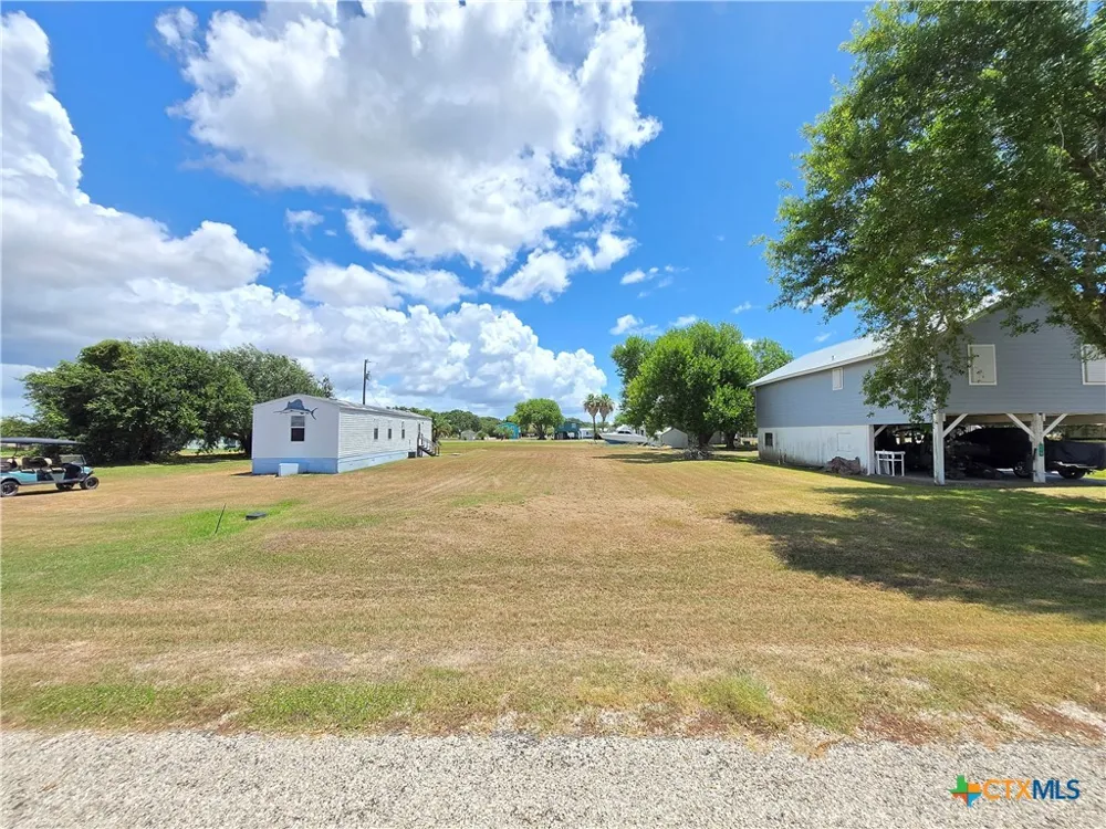 279 Swallow Drive Palacios, TX 77465