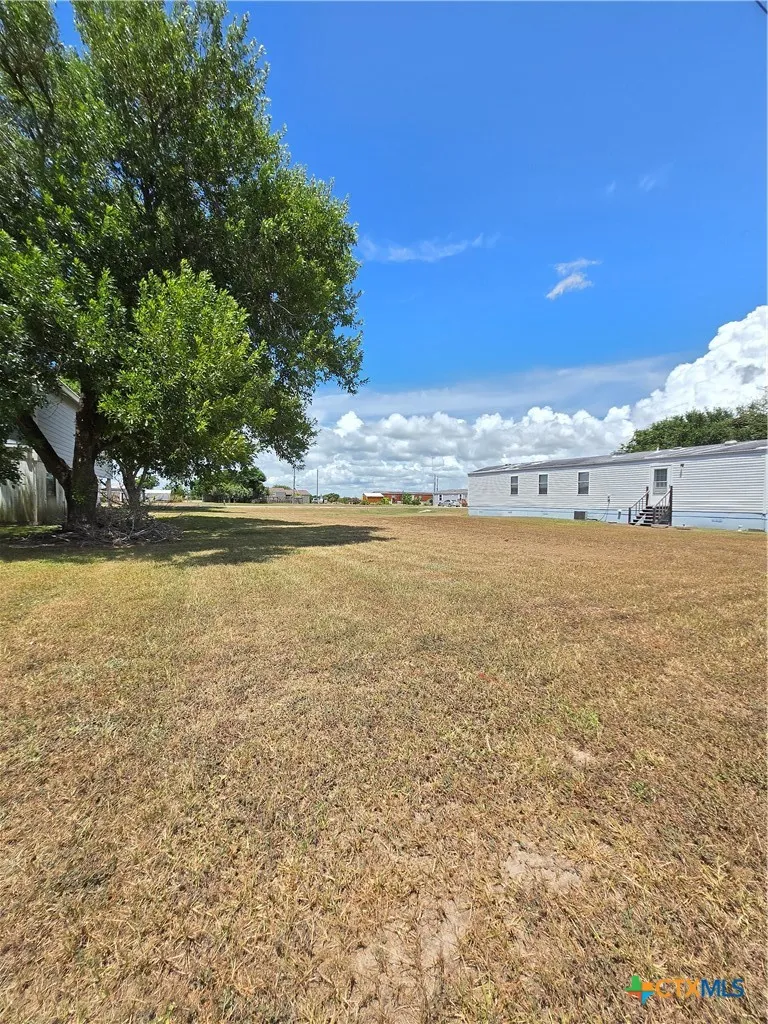 279 Swallow Drive Palacios, TX 77465