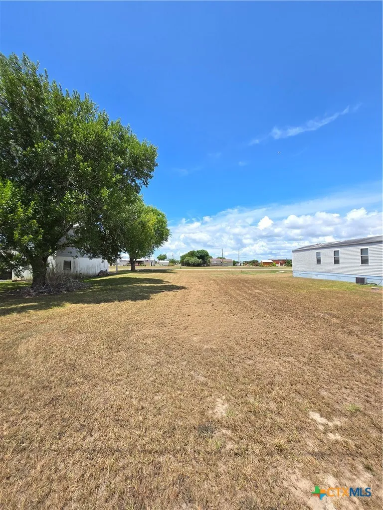 279 Swallow Drive Palacios, TX 77465