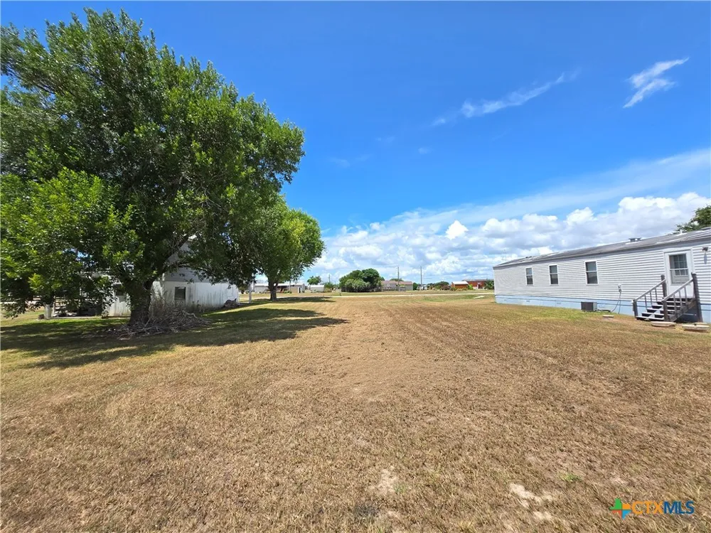 279 Swallow Drive Palacios, TX 77465