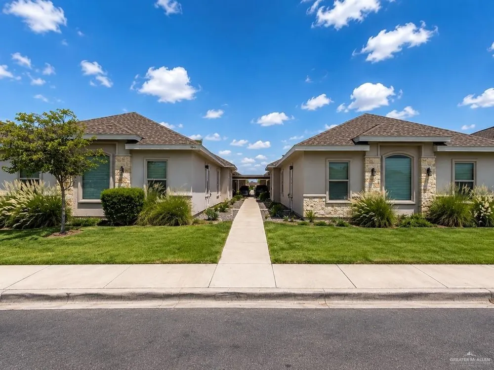 822 Blair Avenue Edinburg, TX 78541