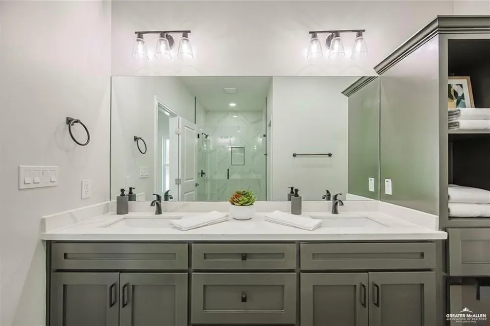 2602 Sunrise Lane Weslaco, TX 78596