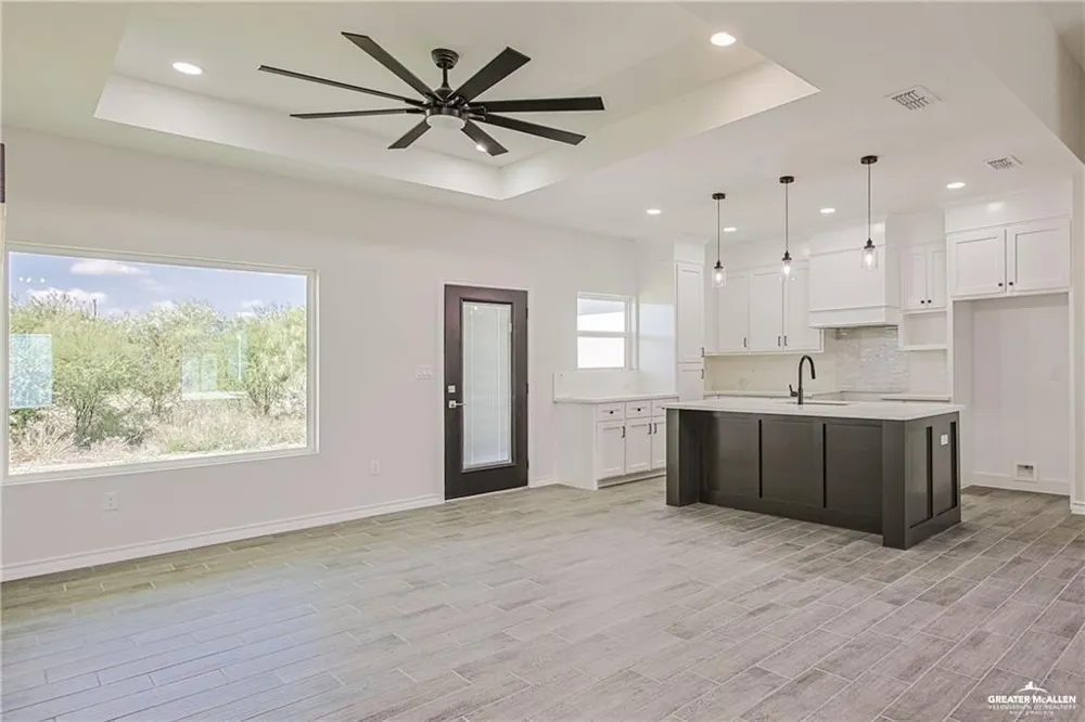 2602 Sunrise Lane Weslaco, TX 78596