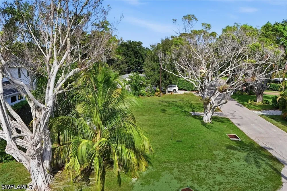 8th Terrace Naples, FL 34102