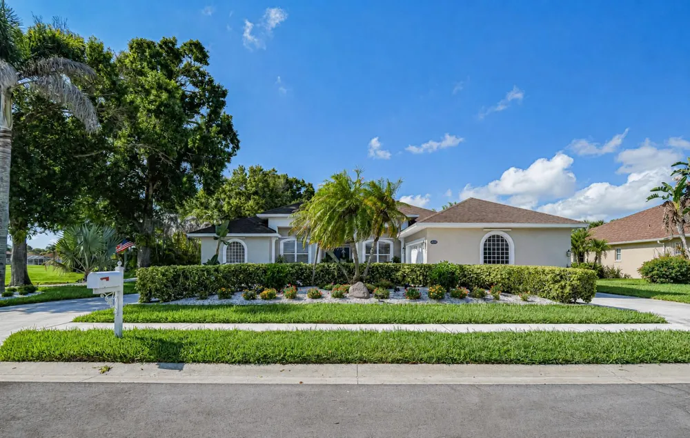 6545 35TH LANE Vero Beach, FL 32966