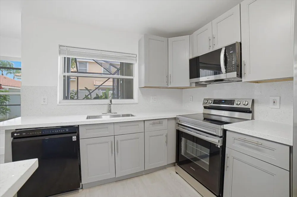 1378 SW 180TH AVENUE Pembroke Pines, FL 33029