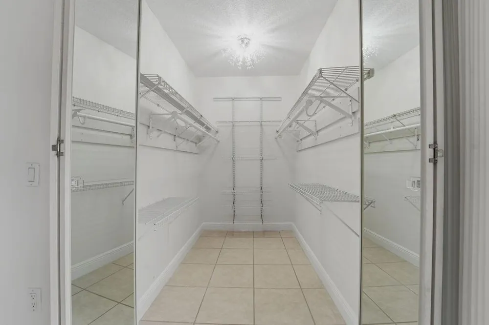 3900 SE County Line Road Jupiter, FL 33469