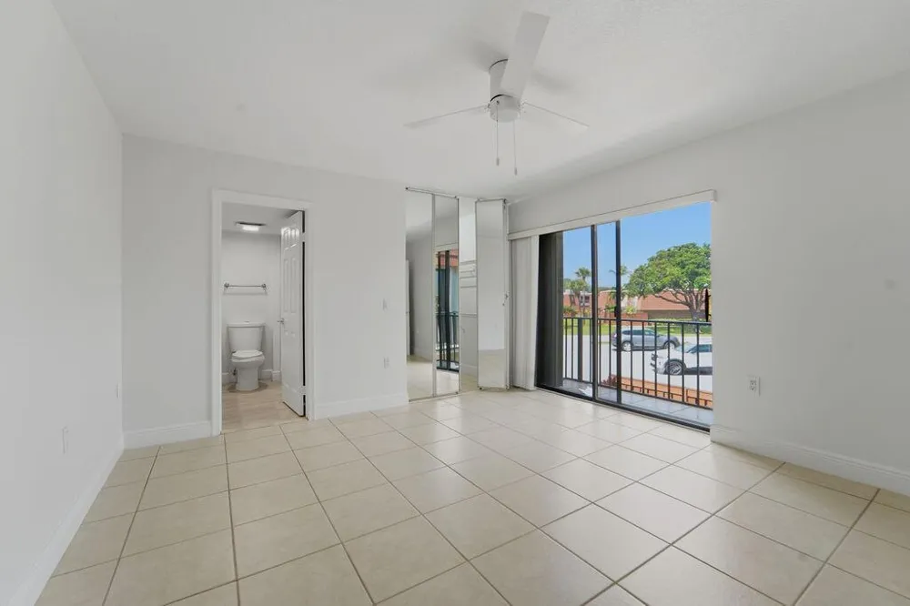 3900 SE County Line Road Jupiter, FL 33469