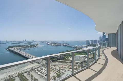1400 Biscayne Boulevard #4304