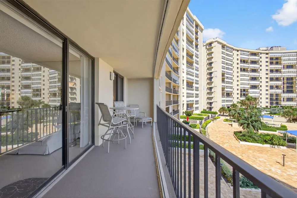 100 OCEAN TRAIL WAY #305 Jupiter, FL 33477