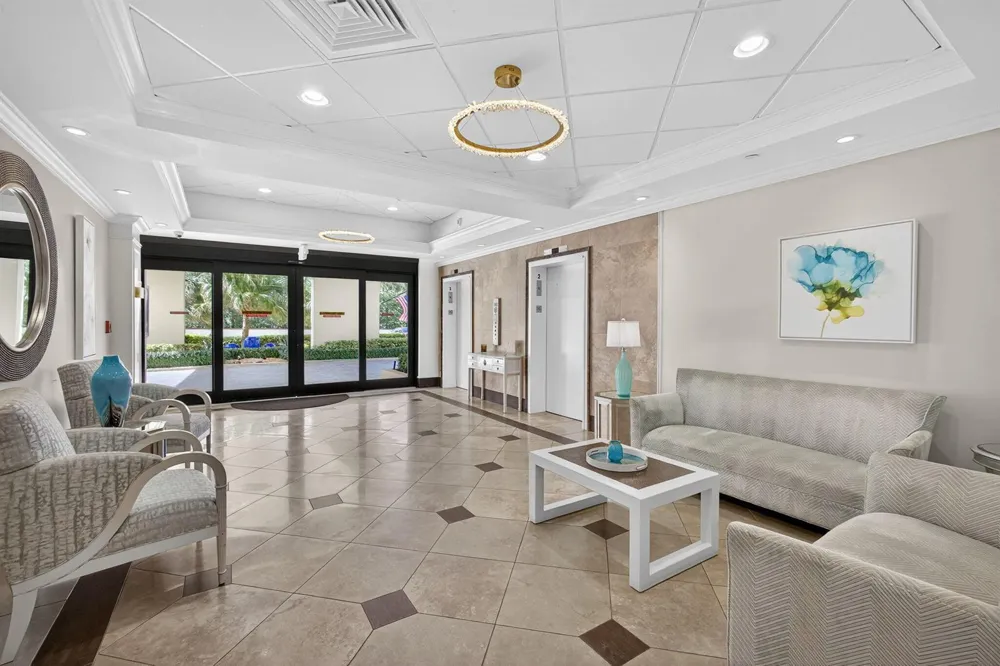 100 OCEAN TRAIL WAY #305 Jupiter, FL 33477