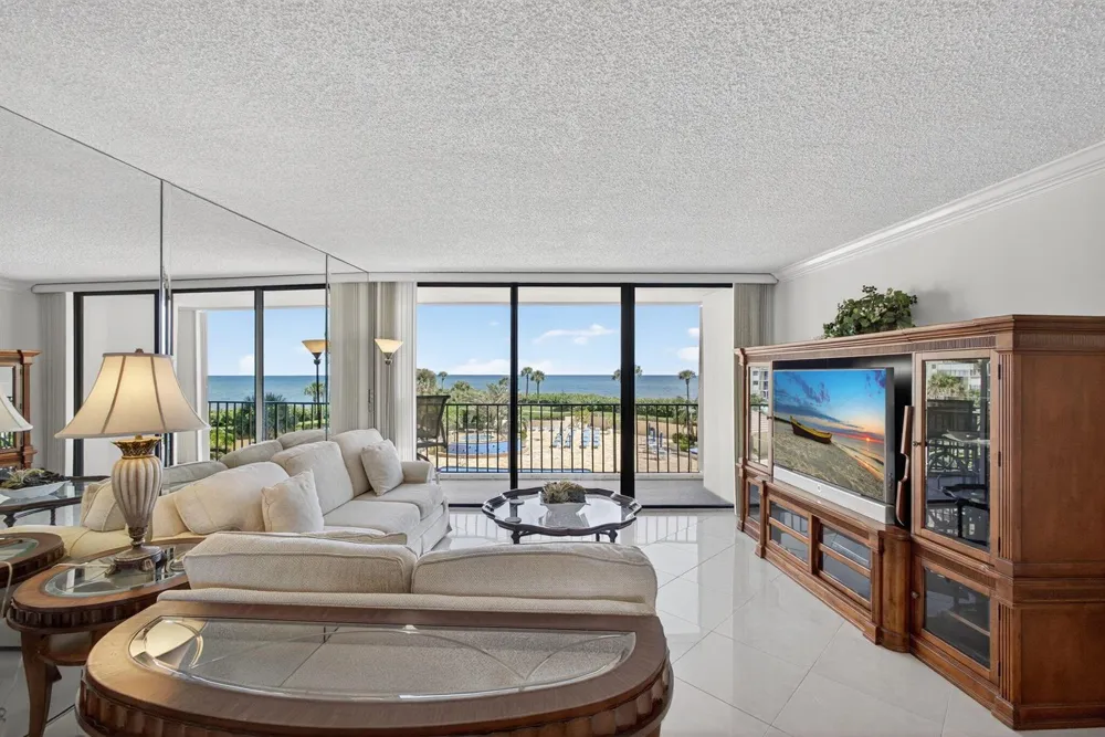100 OCEAN TRAIL WAY #305 Jupiter, FL 33477