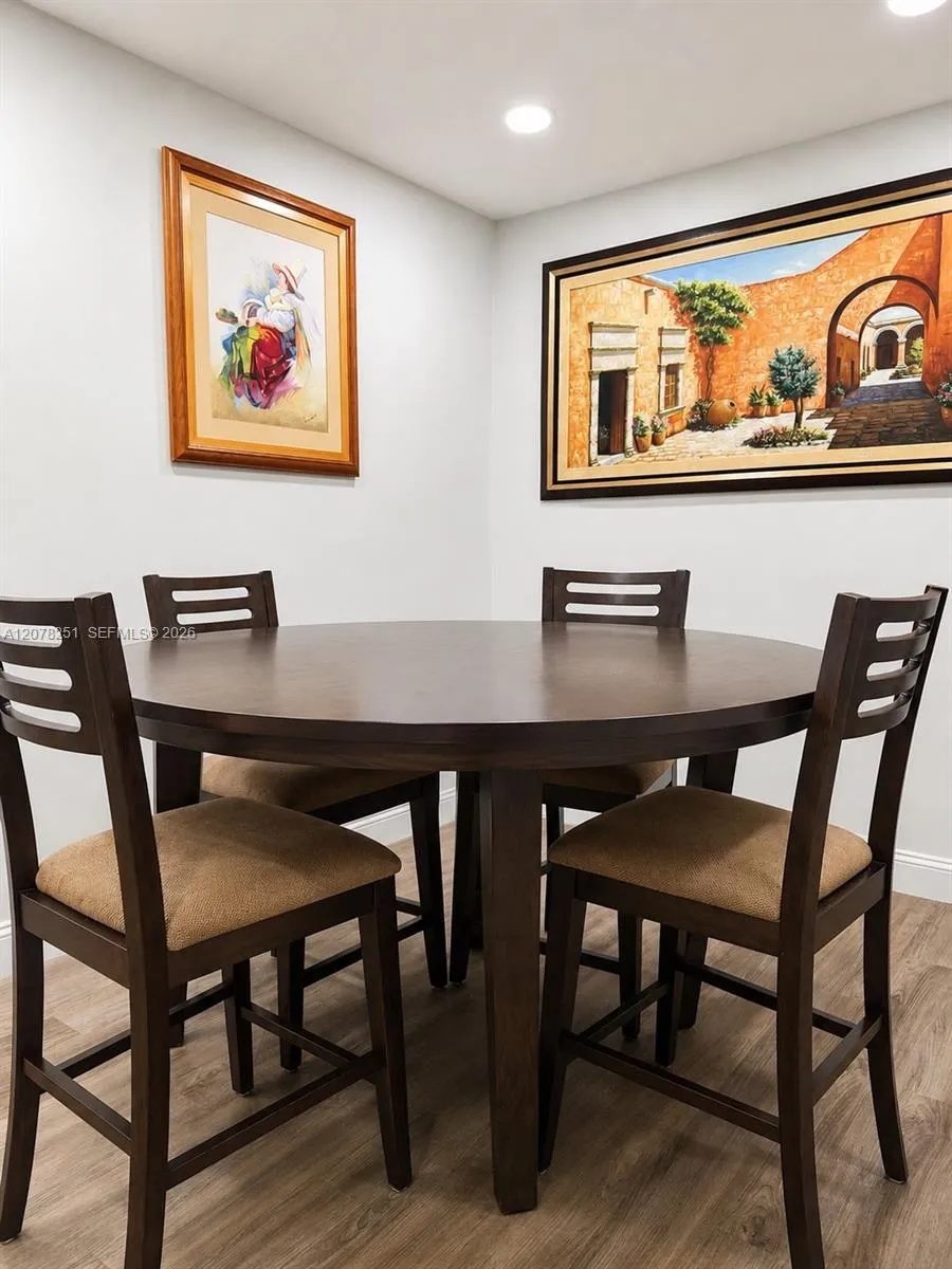 3295 Cocoplum Cir #3323 Coconut Creek, FL 33063