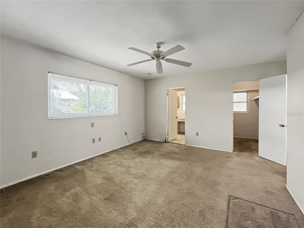 3041 TYRONE LANE Sarasota, FL 34239