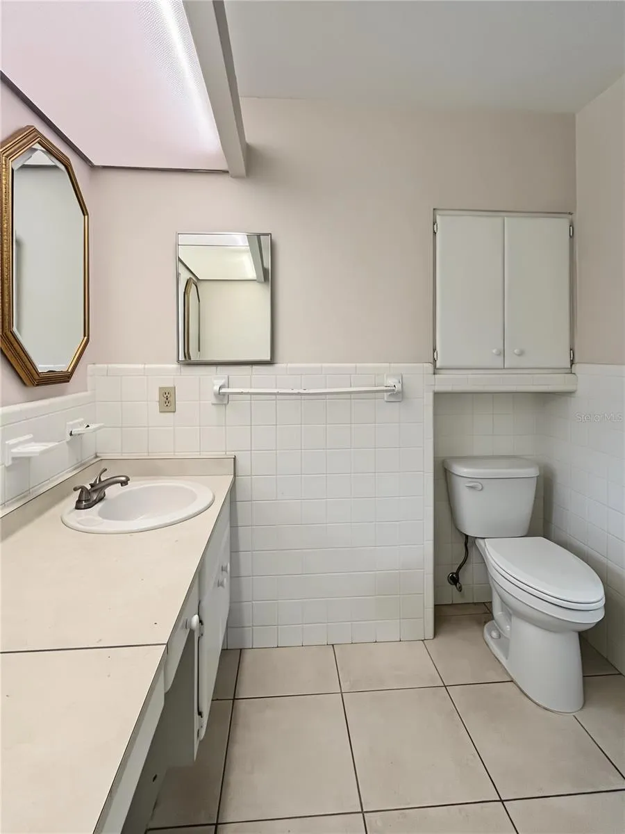 3041 TYRONE LANE Sarasota, FL 34239