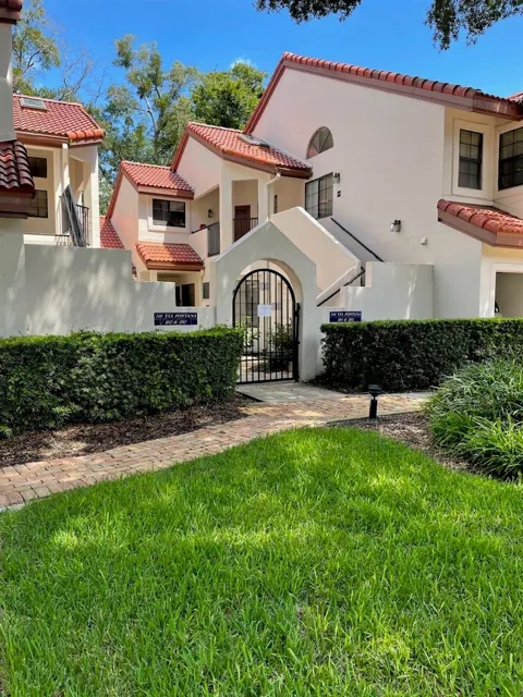 546 VIA FONTANA DRIVE #202