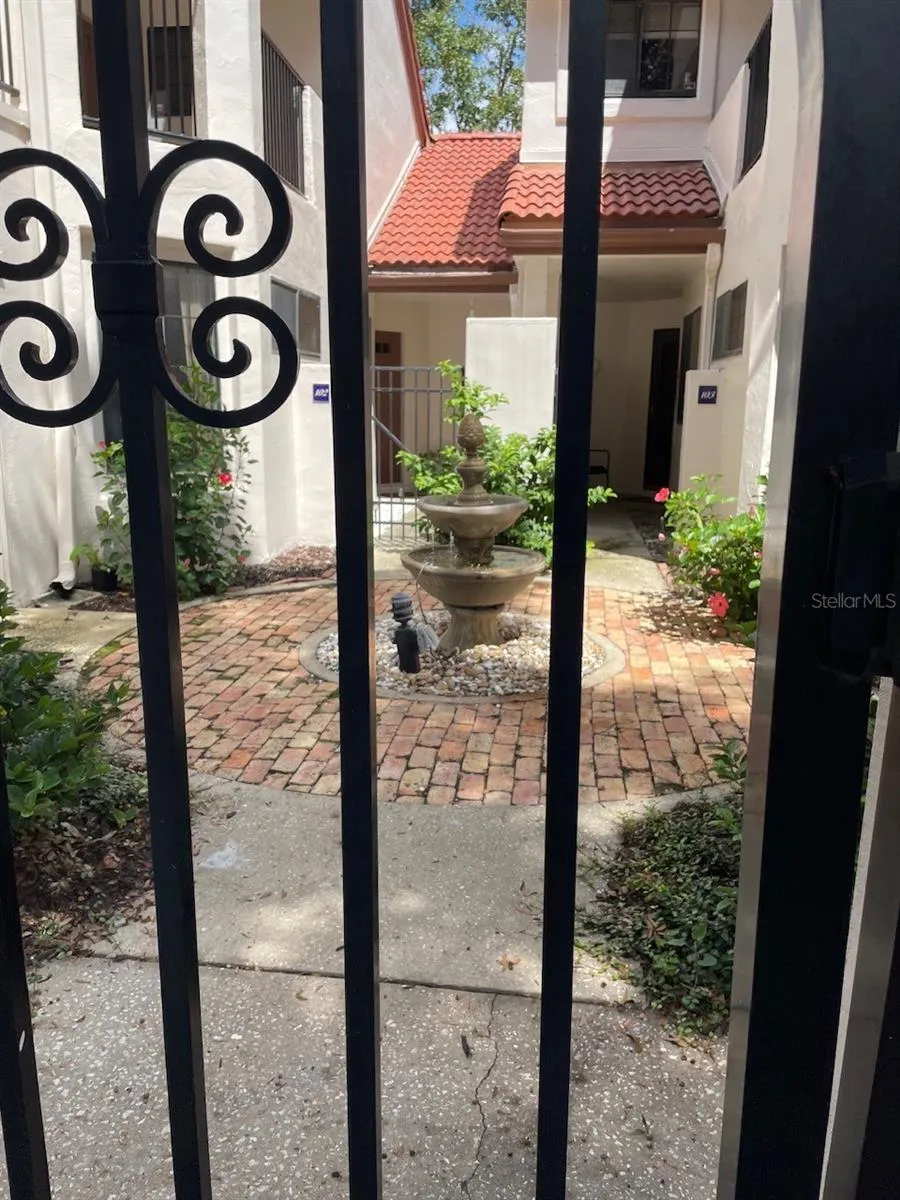 546 VIA FONTANA DRIVE #202 Altamonte Springs, FL 32714