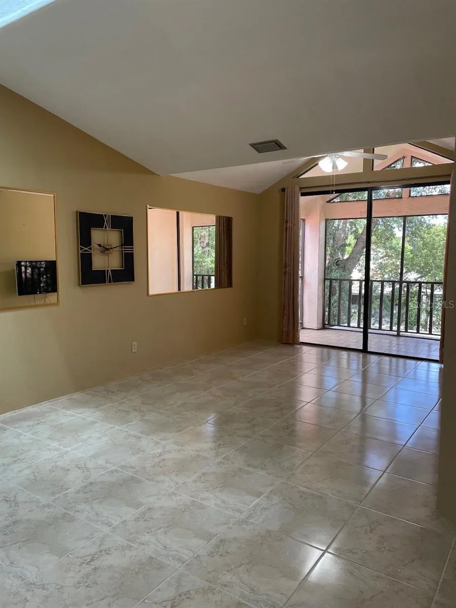 546 VIA FONTANA DRIVE #202 Altamonte Springs, FL 32714