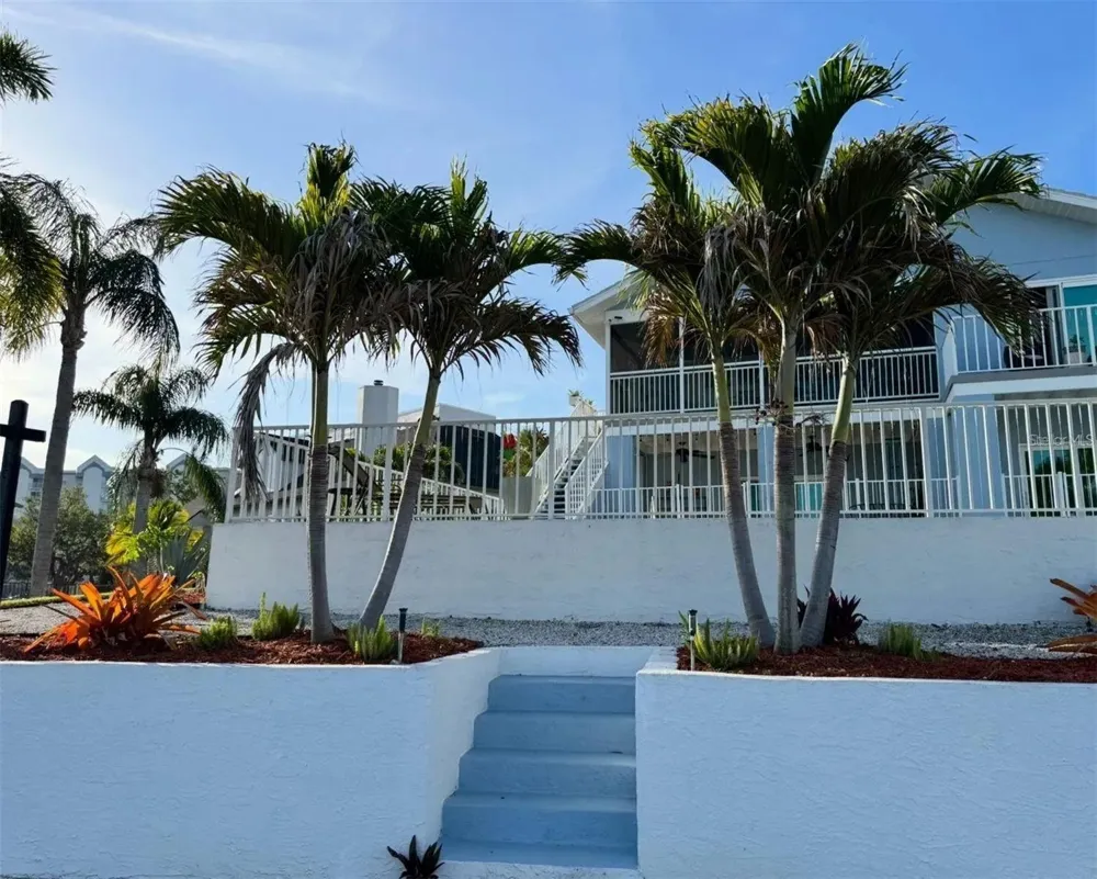 6029 BAYWAY COURT New Port Richey, FL 34652