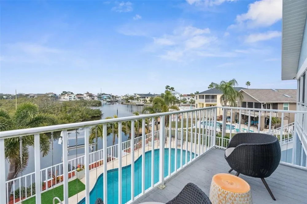 6029 BAYWAY COURT New Port Richey, FL 34652