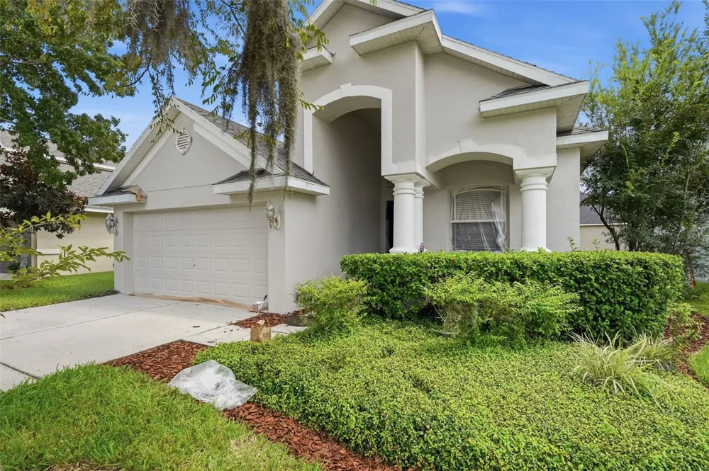30718 PUMPKIN RIDGE DRIVE Wesley Chapel, FL 33543