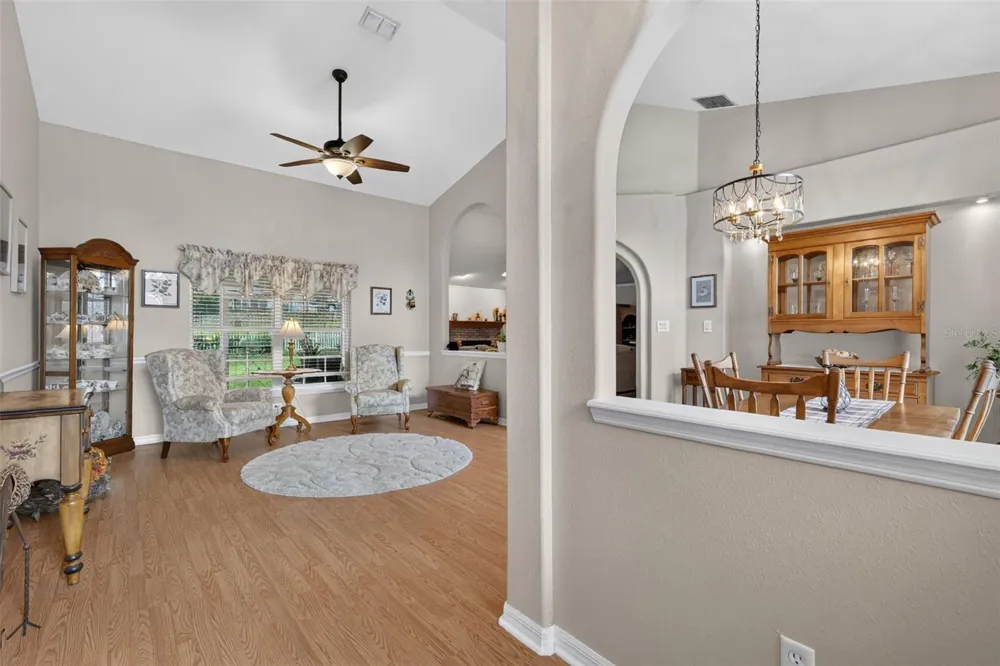 3237 INDIAN TRAIL Eustis, FL 32726