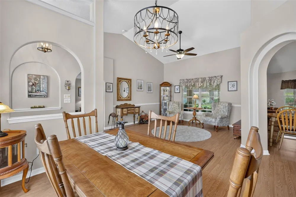 3237 INDIAN TRAIL Eustis, FL 32726