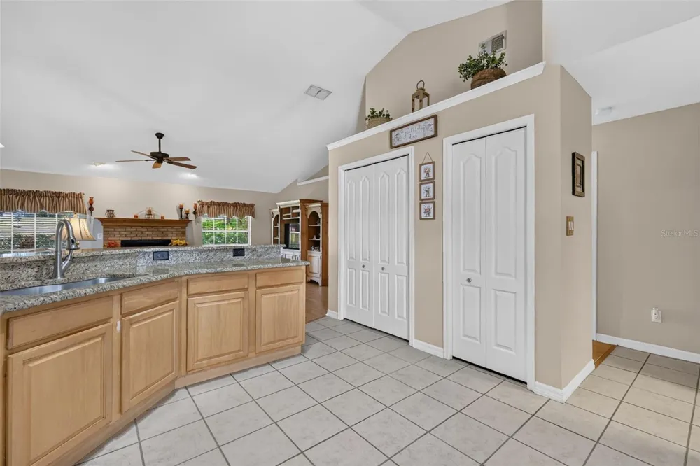 3237 INDIAN TRAIL Eustis, FL 32726