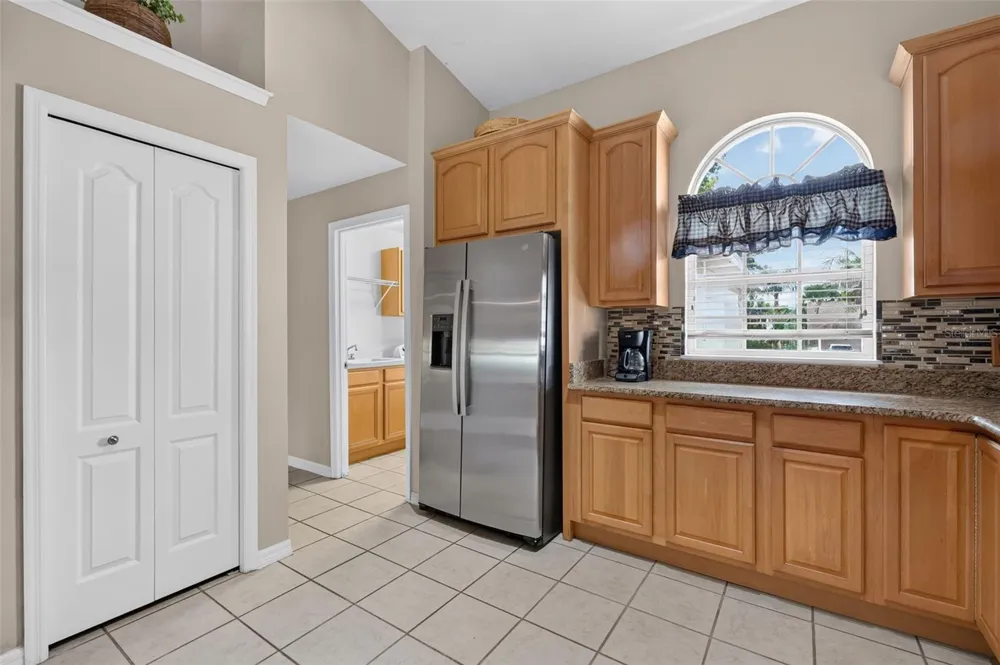 3237 INDIAN TRAIL Eustis, FL 32726