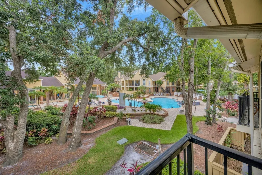 8647 MALLARD RESERVE DRIVE #205 Tampa, FL 33614