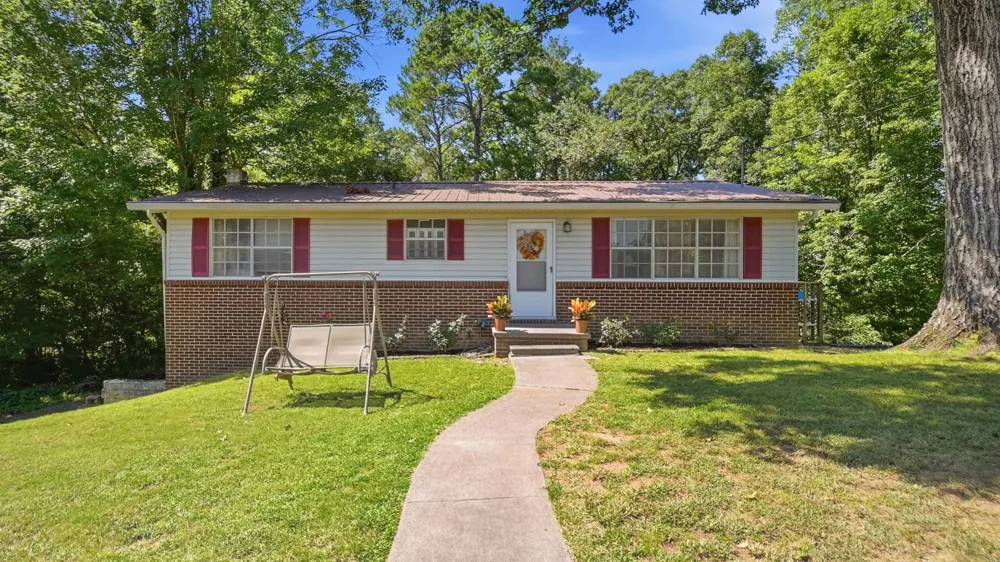 2462 Oak Cir SW Cleveland, TN 37311
