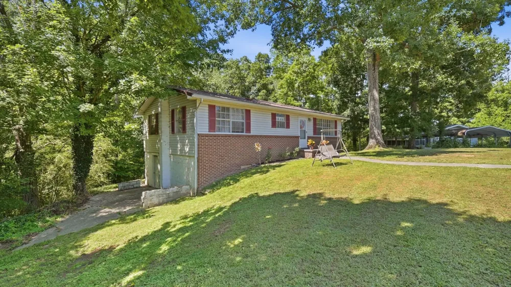 2462 Oak Cir SW Cleveland, TN 37311