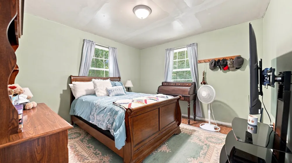 2462 Oak Cir SW Cleveland, TN 37311