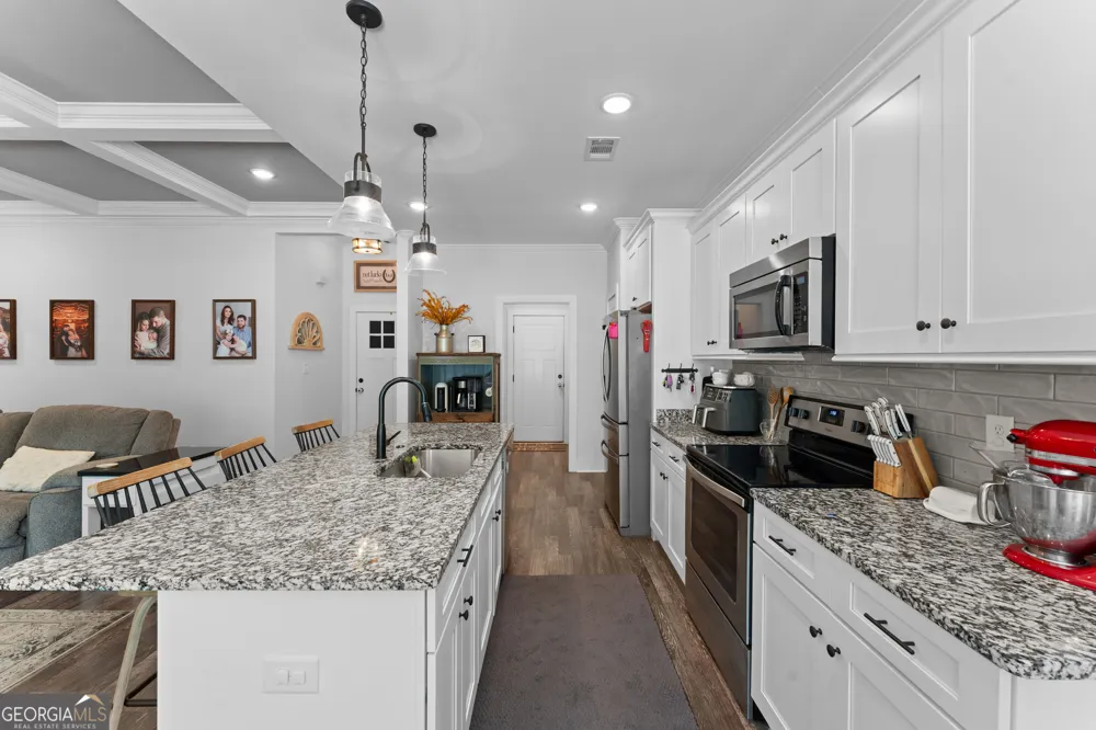 204 Dennard DR Perry, GA 31069