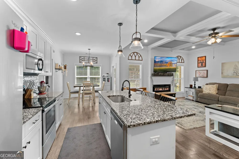 204 Dennard DR Perry, GA 31069