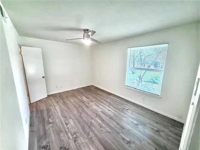 7303 Whispering Creek Circle #Unit B Austin, TX 78736