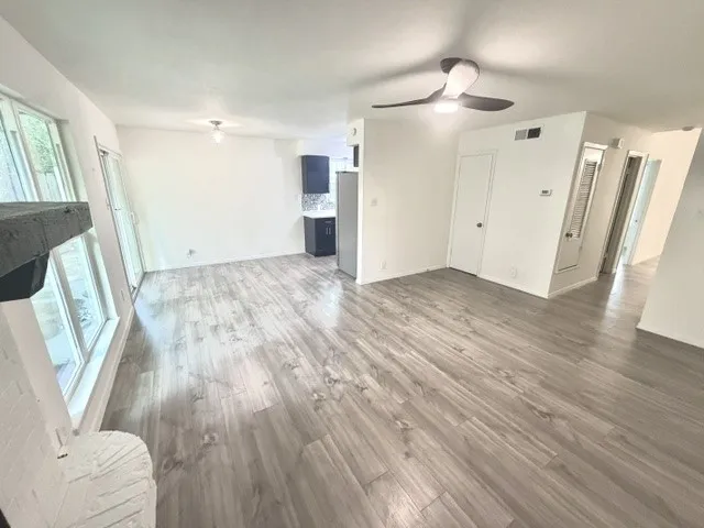 7303 Whispering Creek Circle #Unit B Austin, TX 78736