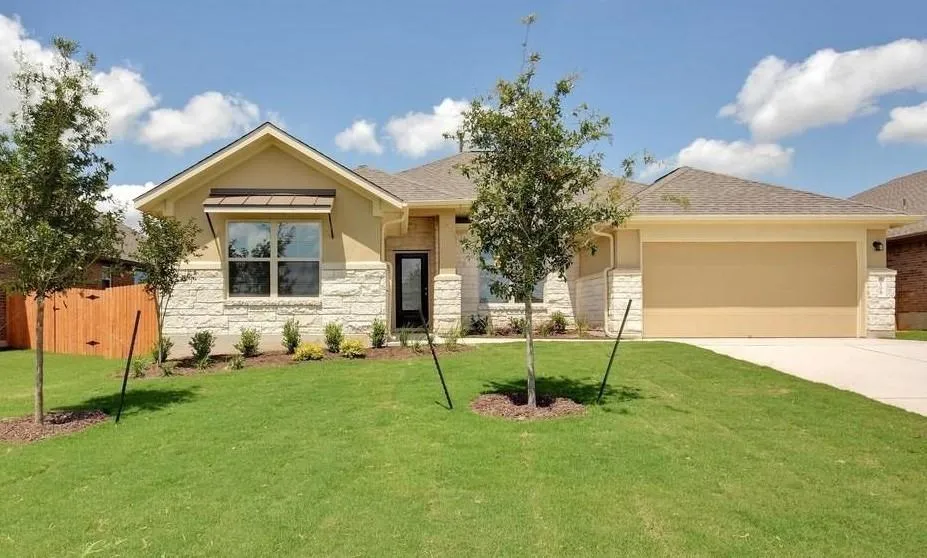 108 Swift Water Loop Bastrop, TX 78602