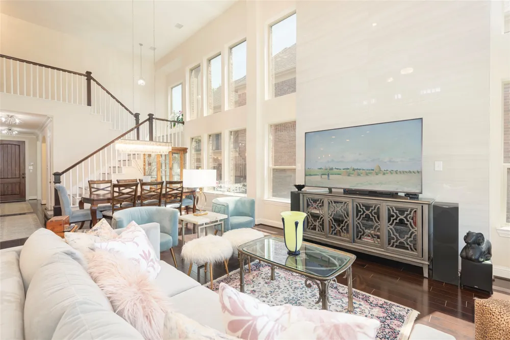8320 Lindsay Gardens The Colony, TX 75056