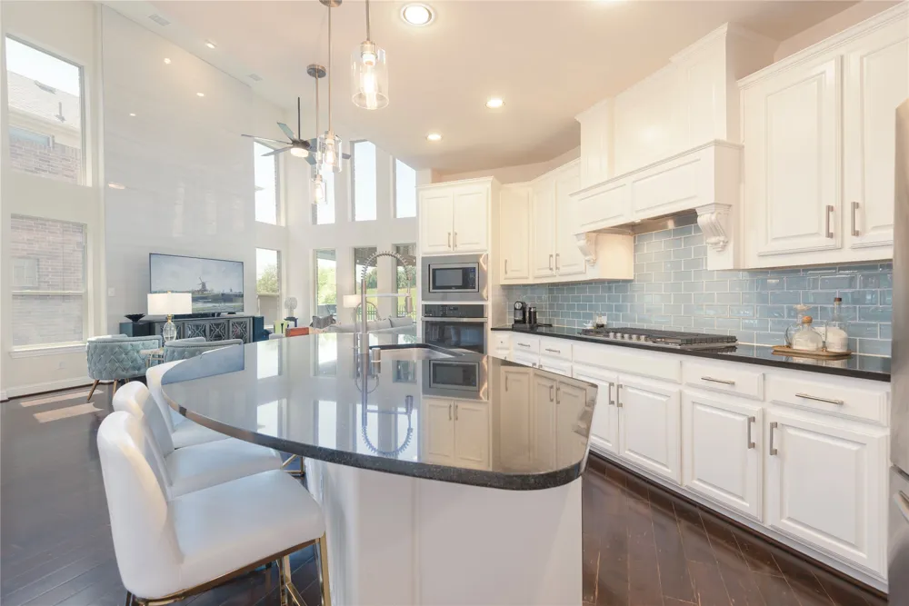 8320 Lindsay Gardens The Colony, TX 75056