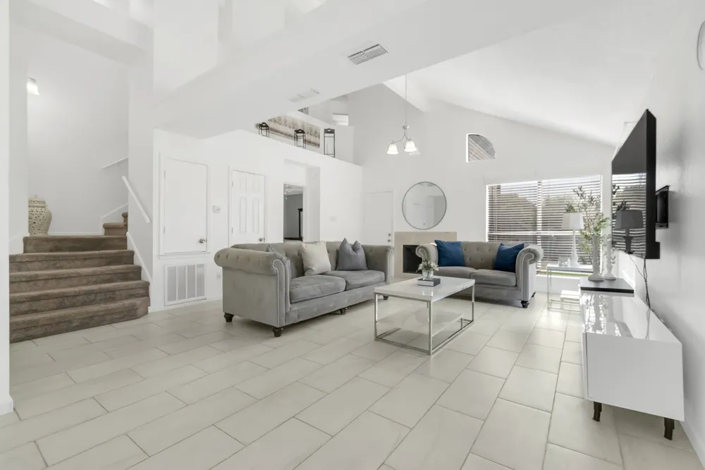 2111 Prairie Creek Trail Garland, TX 75040