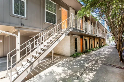 4319 Mckinney Avenue #103
