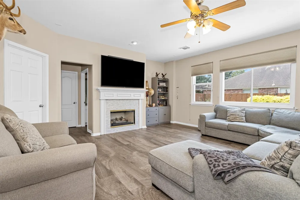 17711 Memorial Springs Drive Tomball, TX 77375