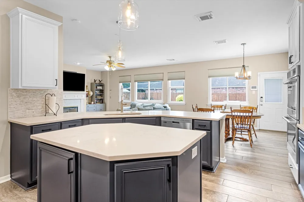 17711 Memorial Springs Drive Tomball, TX 77375