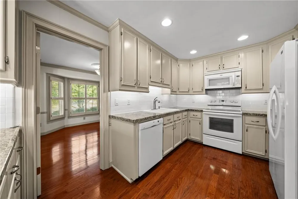 130 Brickleberry Drive Roswell, GA 30075