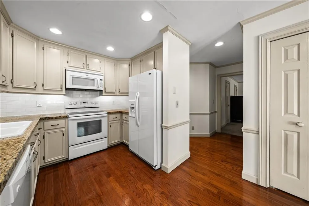 130 Brickleberry Drive Roswell, GA 30075