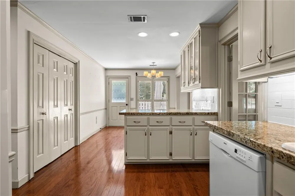 130 Brickleberry Drive Roswell, GA 30075